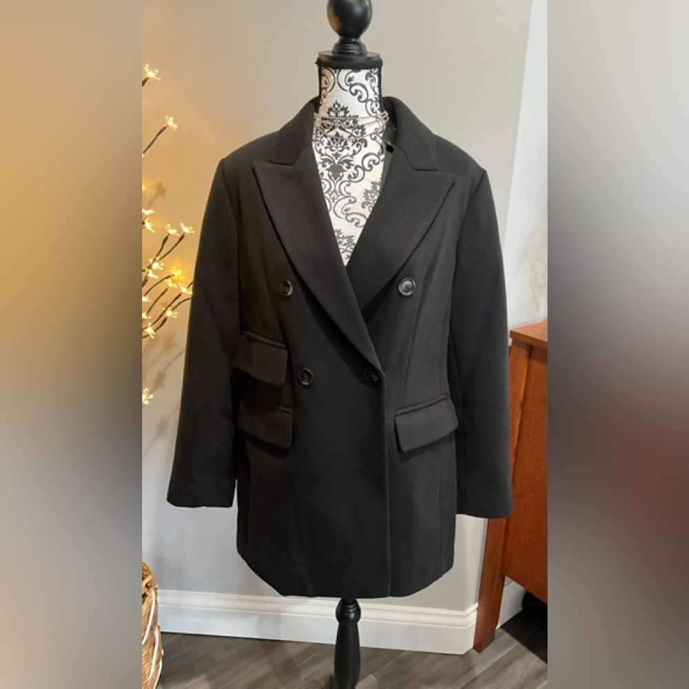 BCBGMaxAzria Womens Coat. NWT